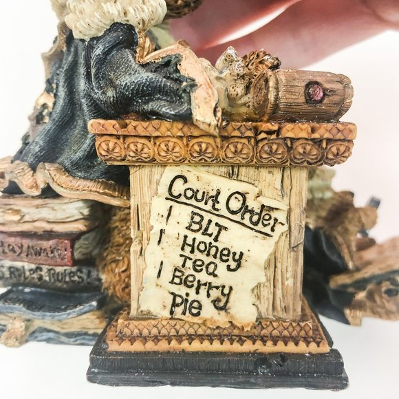Boyds Bears and Friends 1997 "Judge Griz Hissonah” Figurine Vintage - Picture 6 of 10